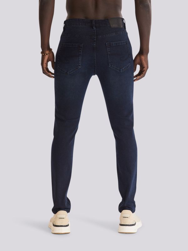 מכנסי ג?ינס SLIM MARTIN בגזרה צרה ומחטבת לגברים