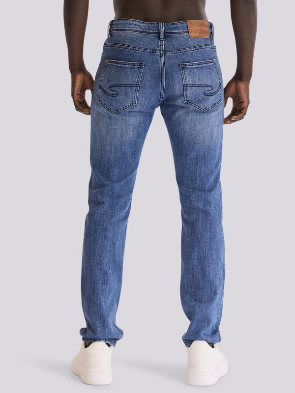 מכנסי ג?ינס MID ROOK בגזרה רגילה ובגוון ביניים לגברים