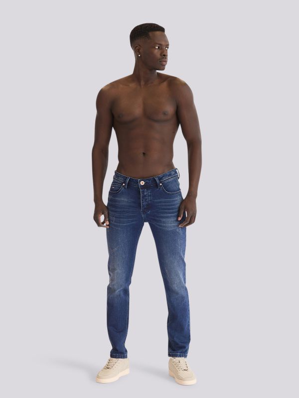 מכנסי ג?ינס JOGG MARTIN בגזרה ישרה וגמישות מרבית לגברים