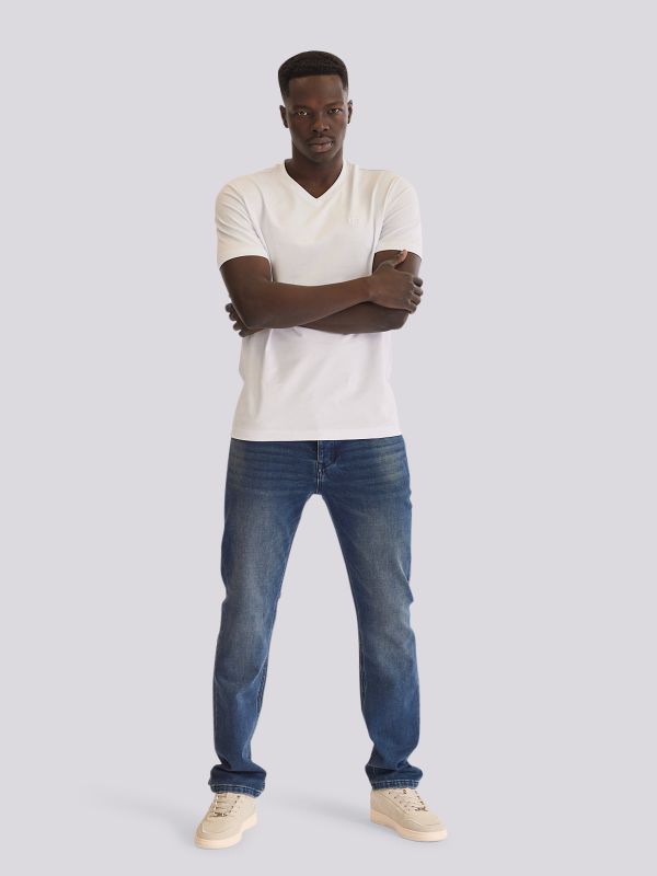 מכנסי ג?ינס JOGG ROOK בגזרה נינוחה ובד רך לגברים