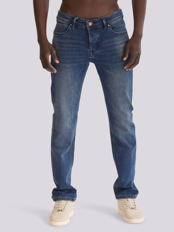 מכנסי ג?ינס JOGG ROOK בגזרה נינוחה ובד רך לגברים