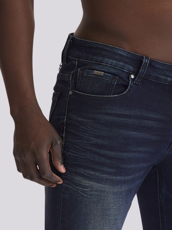 מכנסי ג?ינס JOGG ROOK במראה מודרני וגמיש לגברים