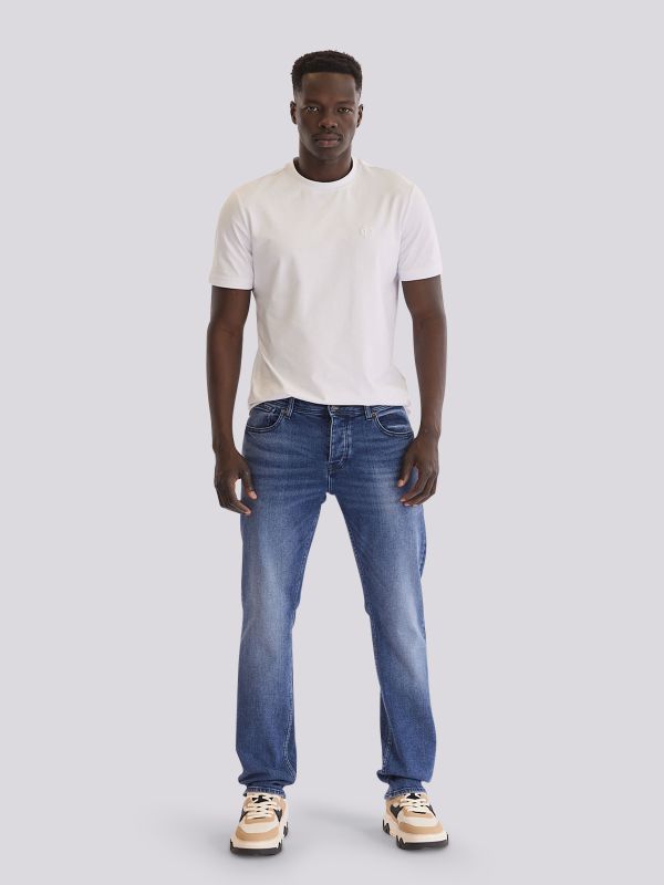 מכנסי ג?ינס MID ROOK במראה דנים יציב ואיכותי לגברים