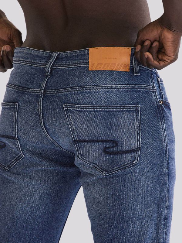 מכנסי ג?ינס MID ROOK במראה דנים יציב ואיכותי לגברים