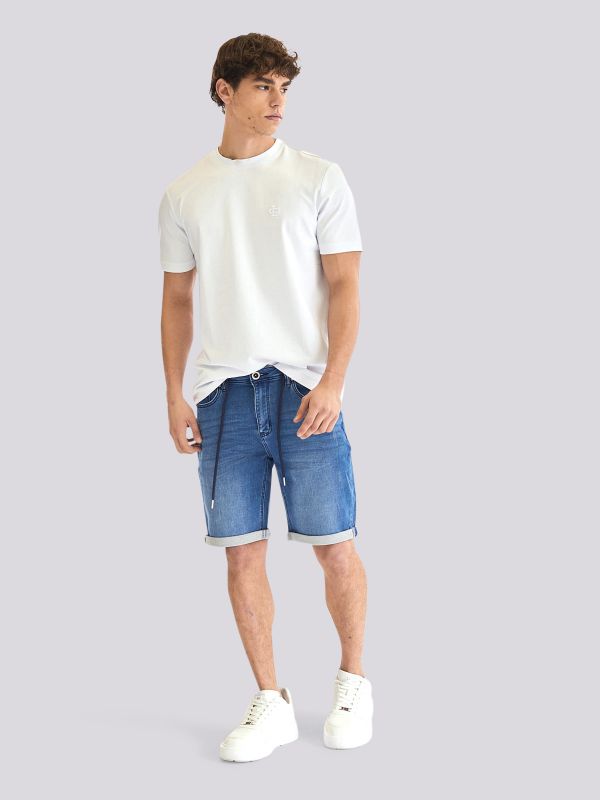 מכנסי ג?ינס קצרים בגוון אפור פחם למראה אורבני לגברים