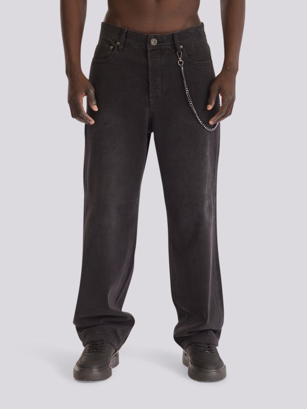 מכנסי ג?ינס WIDE FASHION בגזרה רחבה ומשוחררת לגברים