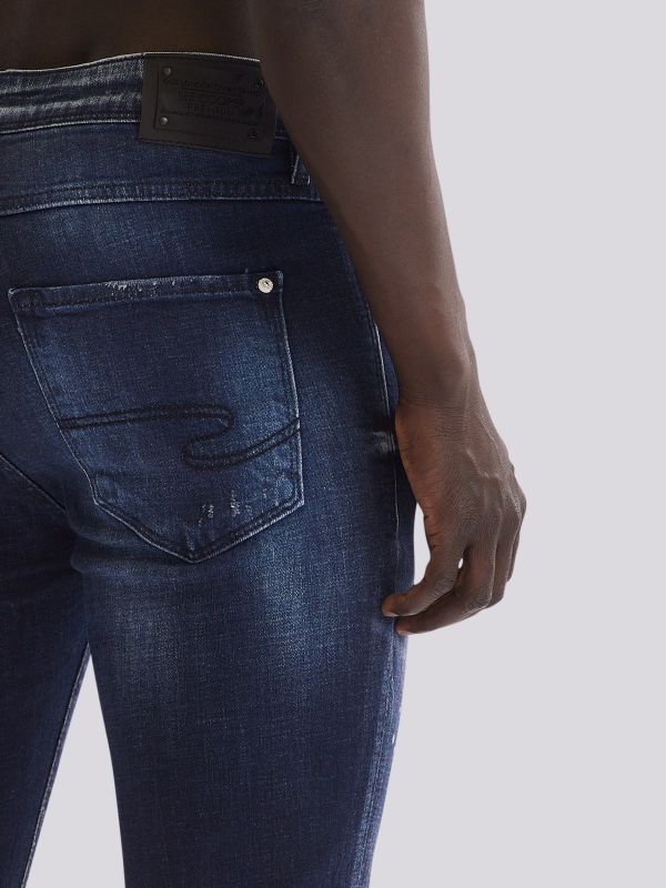 מכנסי ג?ינס SLIM MARTIN בגוון כחול עמוק וגזרה צרה לגברים