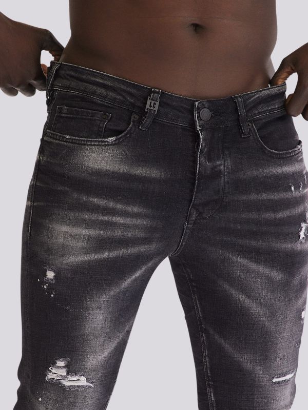 מכנסי ג?ינס SLIM MARTIN בגזרה צרה ומחטבת לגברים