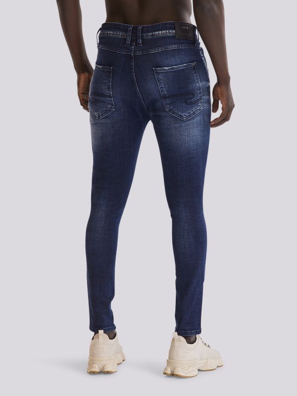 מכנסי ג?ינס MID COLIN בגזרה עדכנית ובגוון ביניים לגברים