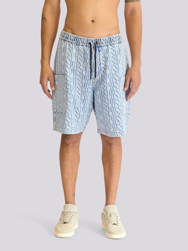 מכנסי ג?ינס קצרים בשטיפה כחולה קלאסית וסיומת מקופלת לגברים