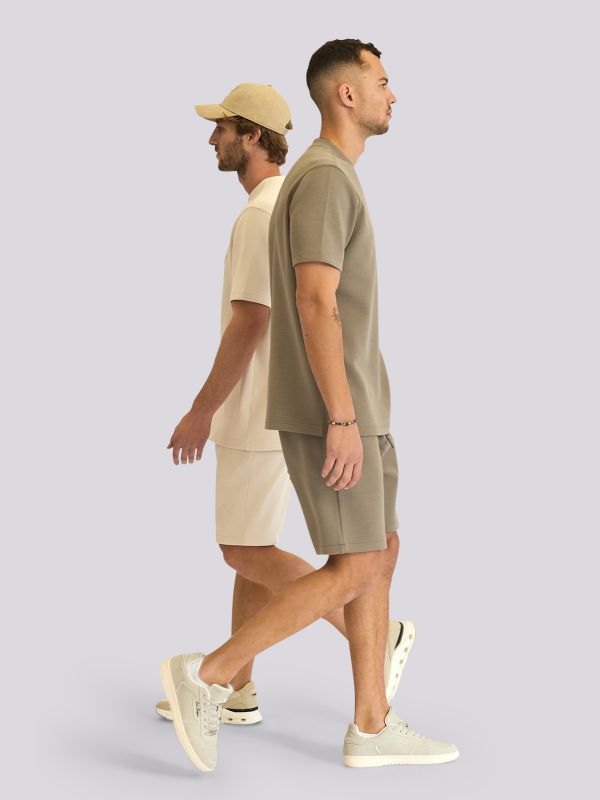 מכנסי ברמודה אינטרלוק בהדפס לגברים