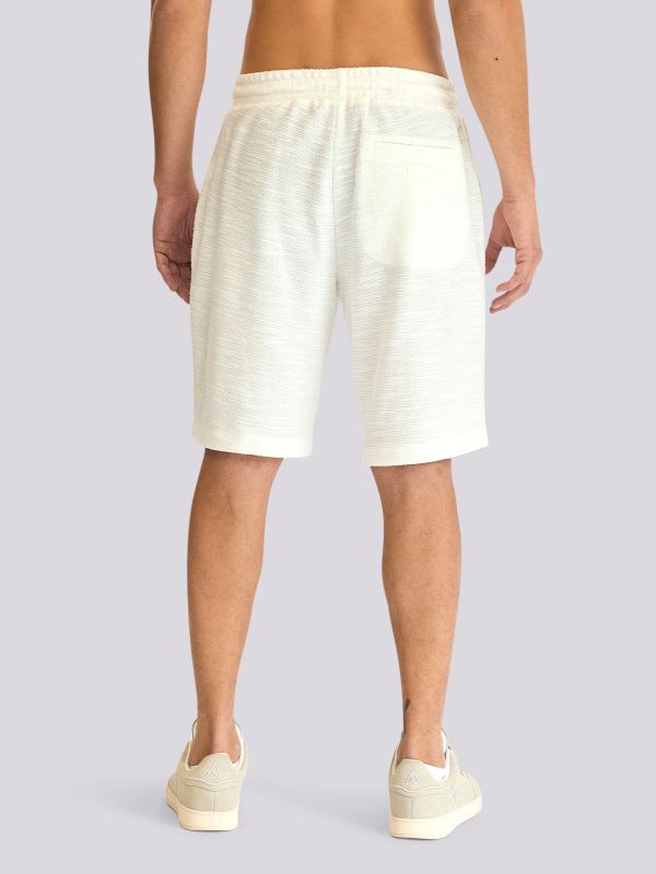 מכנסי ברמודה לגברים