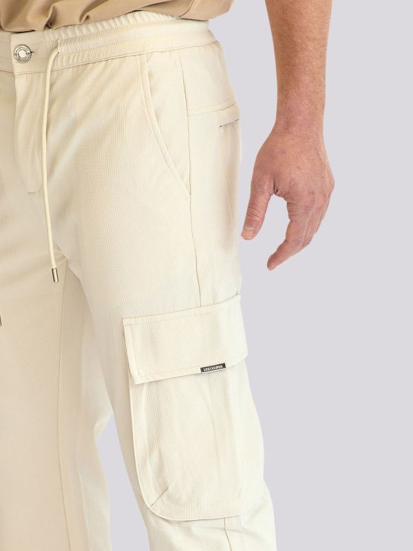 מכנסי קארגו לגברים