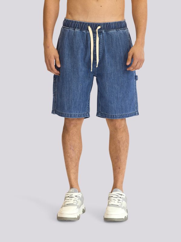 מכנסי ג’ינס קצרים עם שרוך