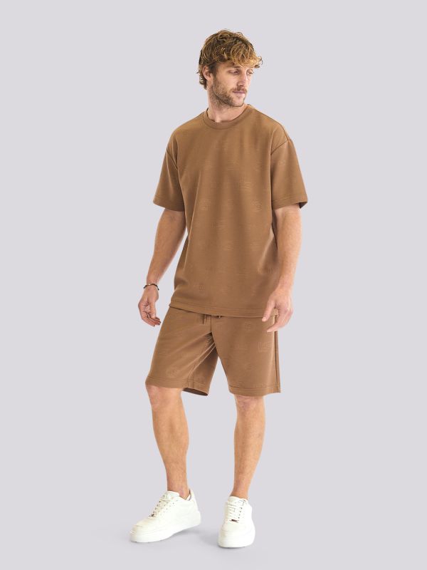 מכנסי ברמודה בהדפס מוטבע