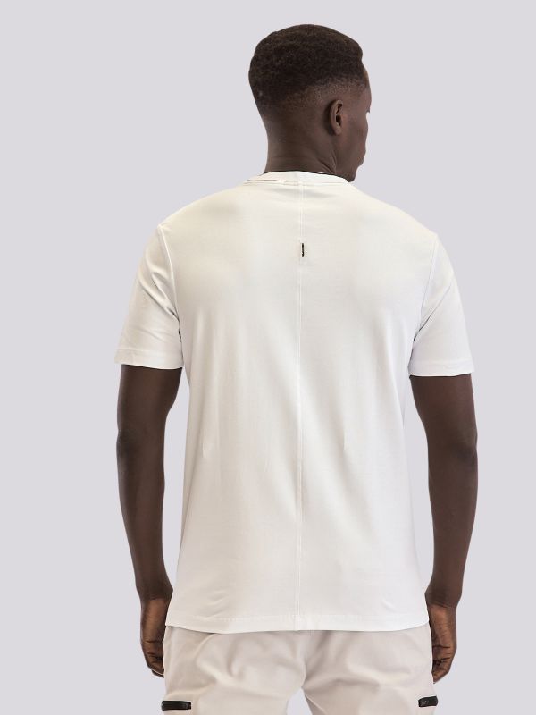 טישירט עם צווארון בהדפס