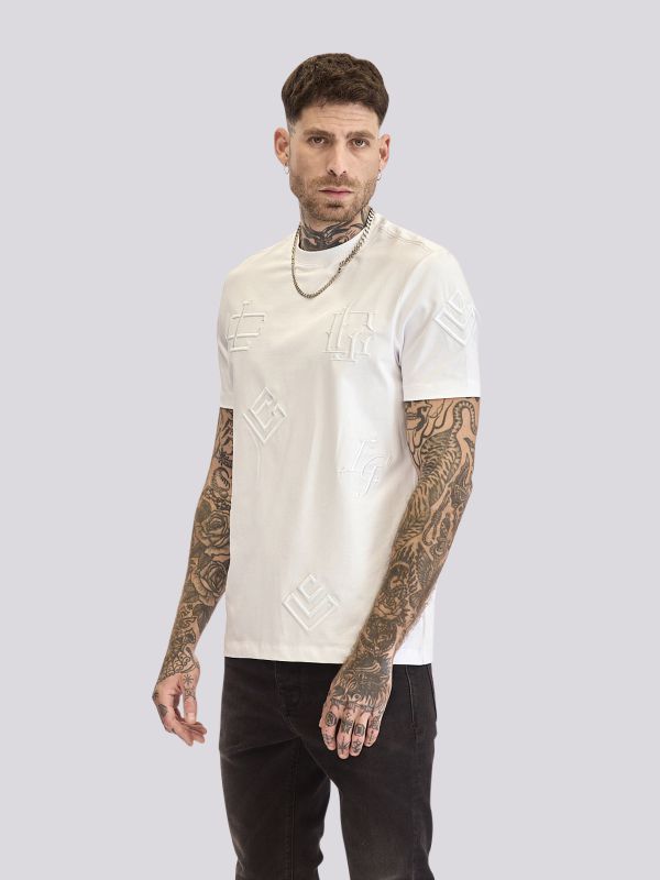 חולצת טי-שרט במראה נקי ומינימליסטי לגברים