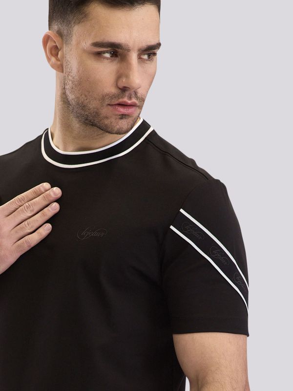 חולצת טי-שרט עם הדפס לוגו בולט לגברים