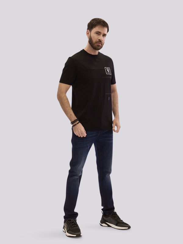 חולצת טי-שרט אוברסייז עם הדפס גרפי מודרני לגברים