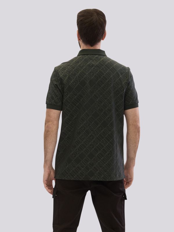 חולצת פולו בהדפס