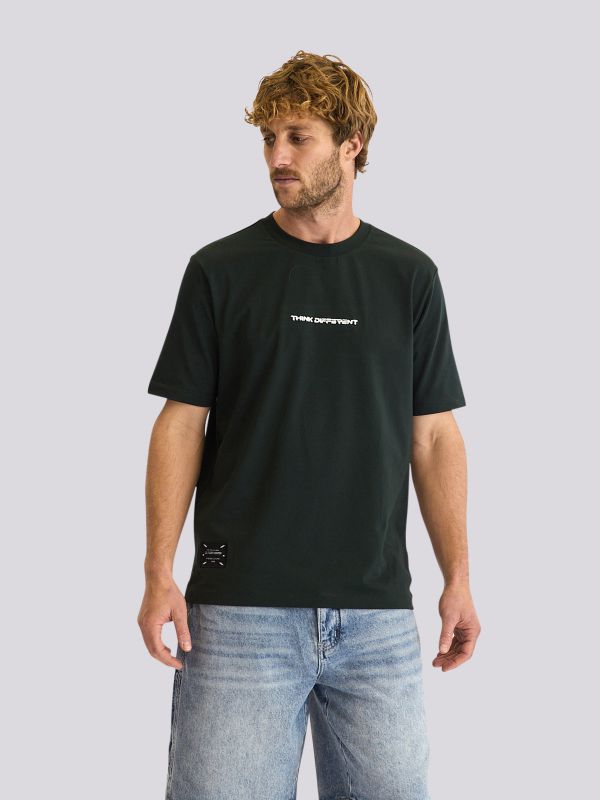 חולצת טישירט בהדפס