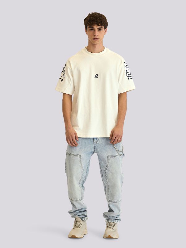 חולצת טישירט בהדפס גרפי