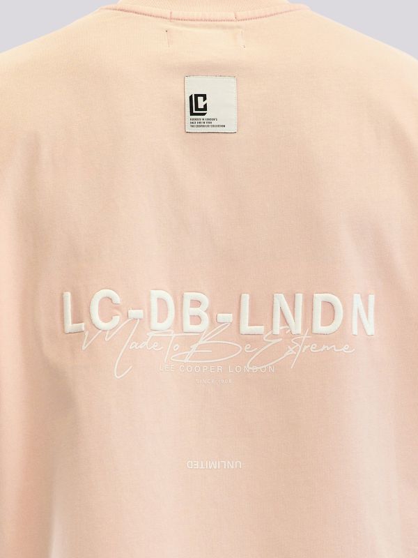 חולצת טי-שירט אופנתית בגזרת אוברסייז