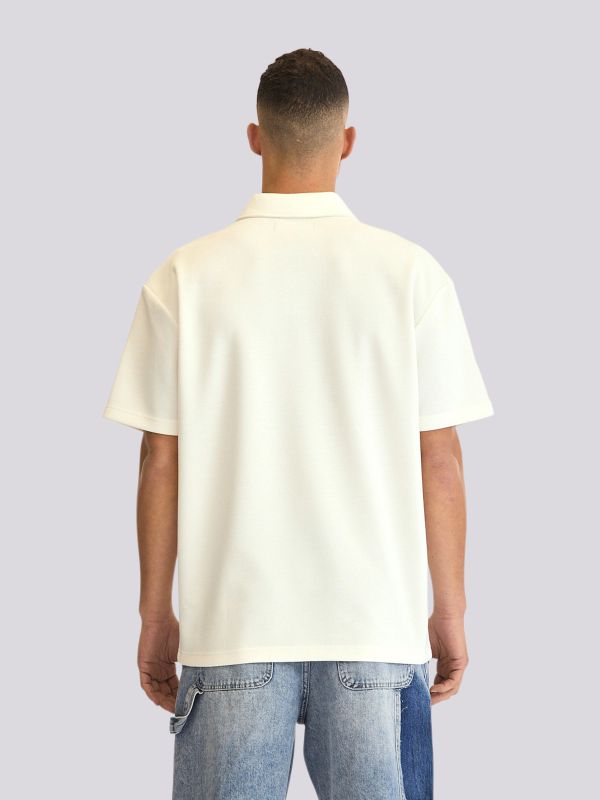 חולצת פולו מעוצבת עם צווארון רוכסן לגברים