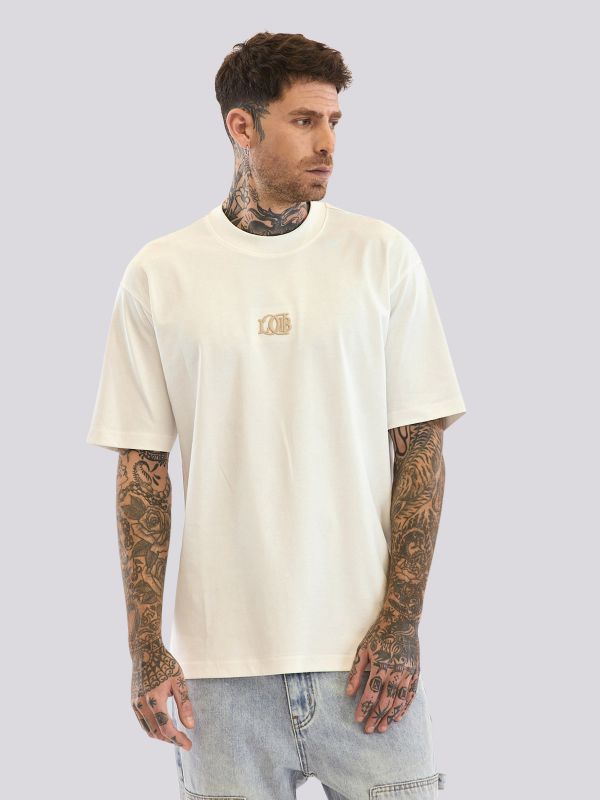 חולצת טי-שרט עם הדפס טיפוגרפי קטן לגברים