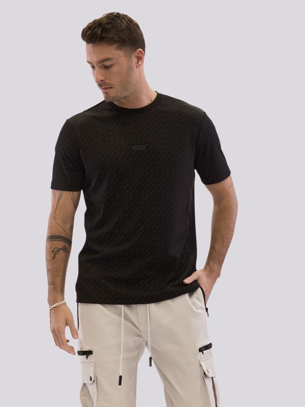 חולצת טי-שרט בגימור ” פיקה”  עם אלמנטים מנוגדים לגברים