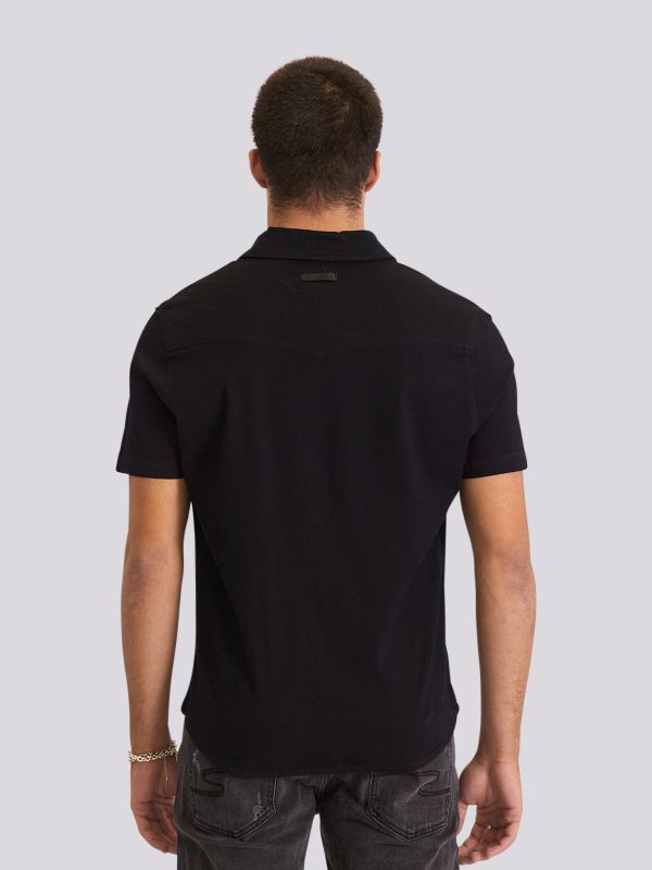 חולצה מכופתרת עם שרוול קצר בטקסטורת פסים עדינה לגברים