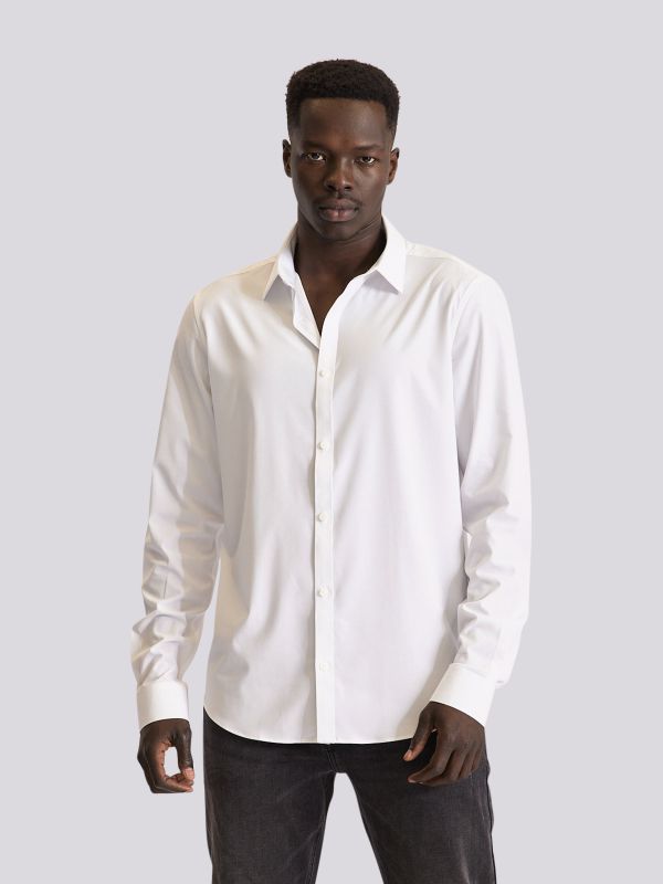 חולצה מכופתרת עם שרוול ארוך בגימור חלק ואלגנטי לגברים