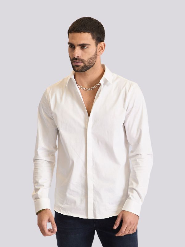 חולצה מכופתרת חלקה עם שרוול ארוך במראה אלגנטי לגברים