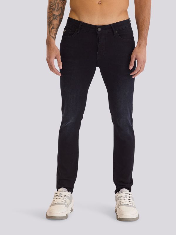 מכנסי ג’ינס בגזרת סקיני דגם TORO לגברים