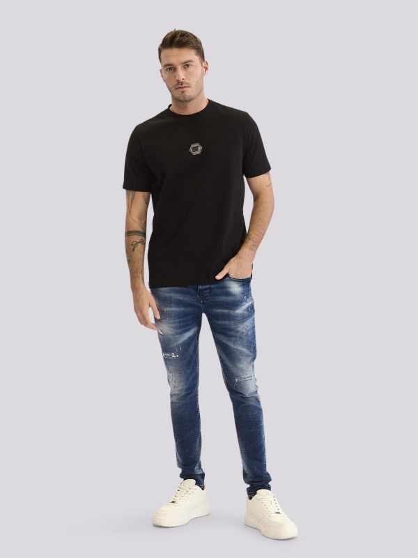 חולצת טי-שרט בגזרה ישרה עם הדפס לוגו ” רטרו”  לגברים