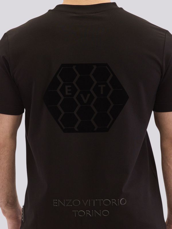 חולצת טי-שרט בגזרה ישרה עם הדפס מותג קלאסי לגברים