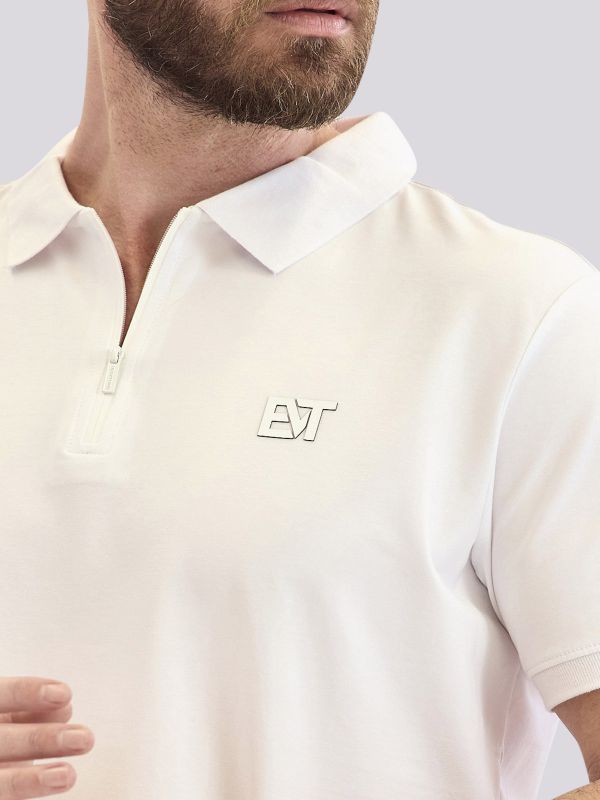 חולצת פולו מעוצבת עם צווארון רוכסן ולוגו צד לגברים