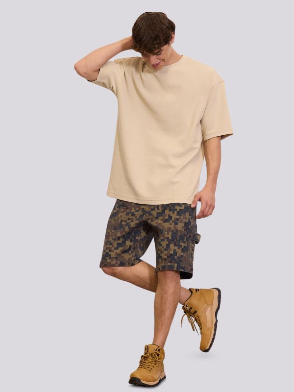 מכנסיים קצרים מבד נושם בגזרה משוחררת לגברים