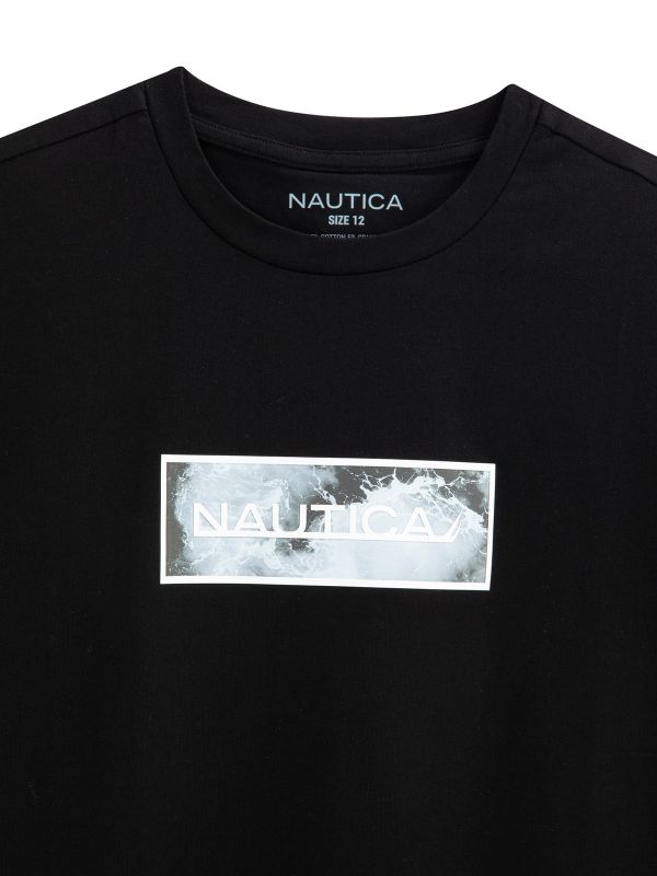 טישירט NAUTICA עם הדפס דו צדדי לילדים