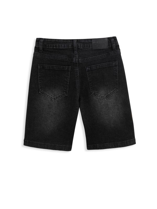 מכנסי ג’ינס קצרים לבנים בהדפס