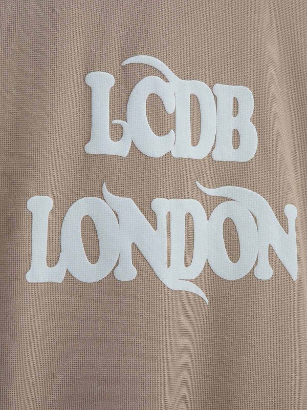 טי שירט אוברסייז עם הדפס לילדים