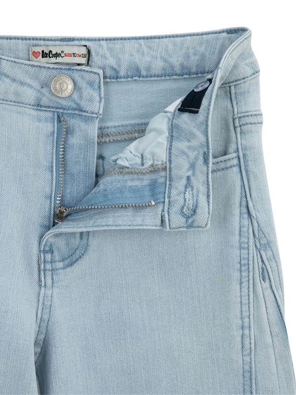 מכנסי ג’ינס עם שרוכים בסיומת