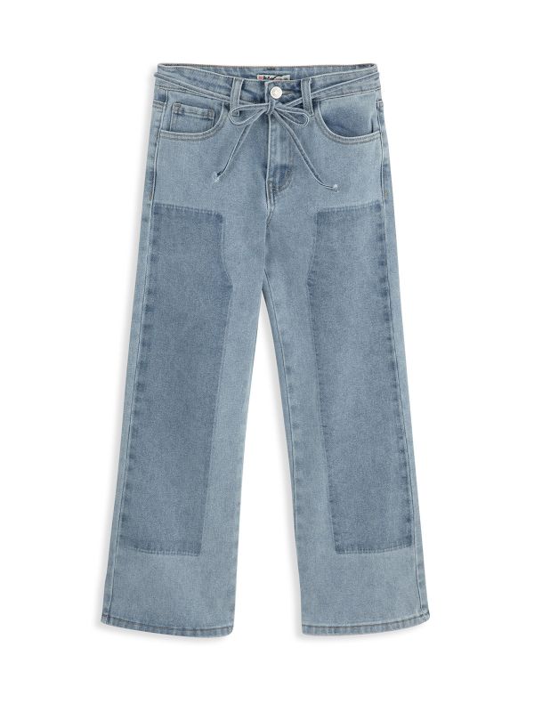 מכנסי ג’ינס עם קשירת שרוך