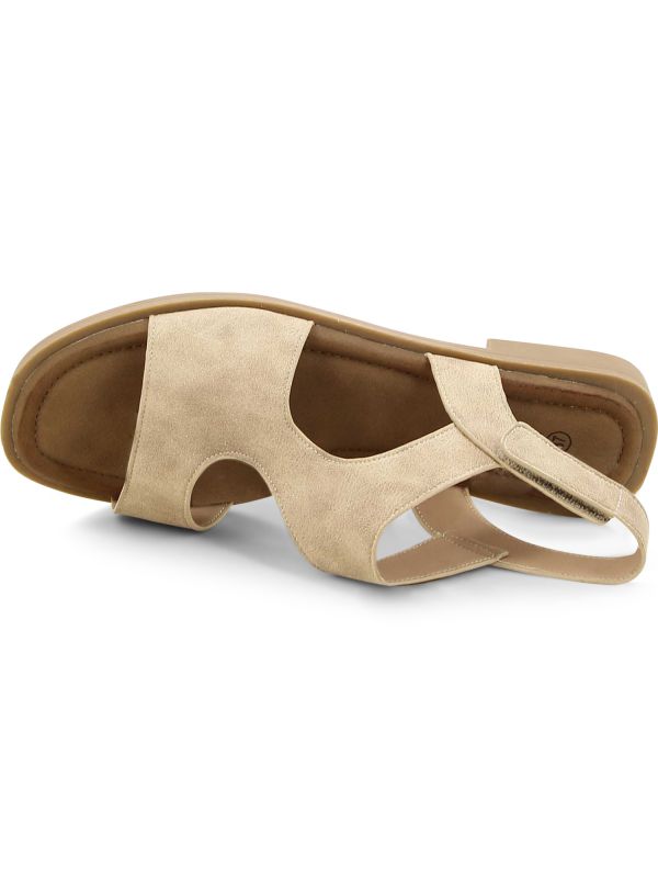 סנדלי נשים שטוחים