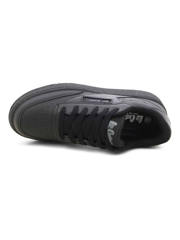 נעלי סניקרס ספורטיביות